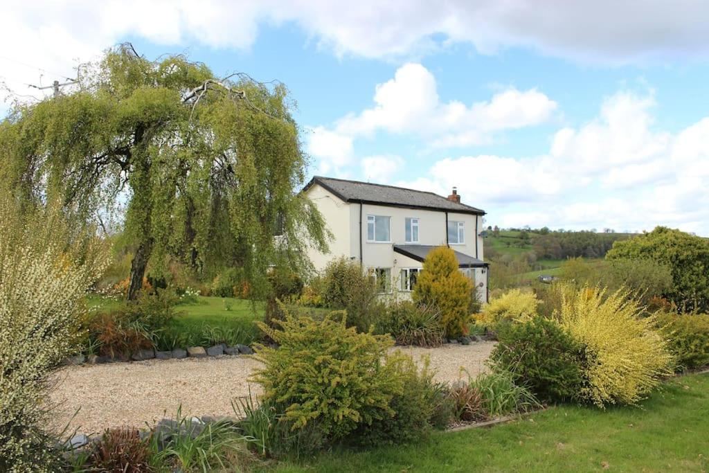Country Home With Gardens นิวทาวน์ ภายนอก รูปภาพ